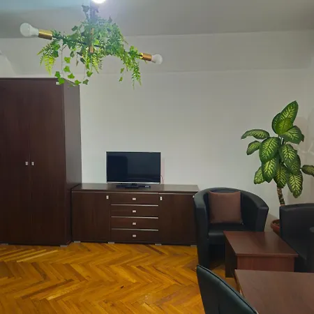 Centre Vmp Free Parking Zărneşti